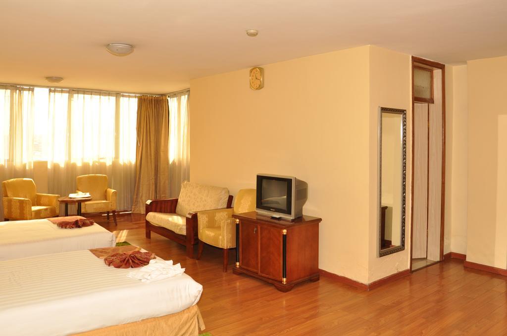 Churchill Addis Ababa Hotel Room photo